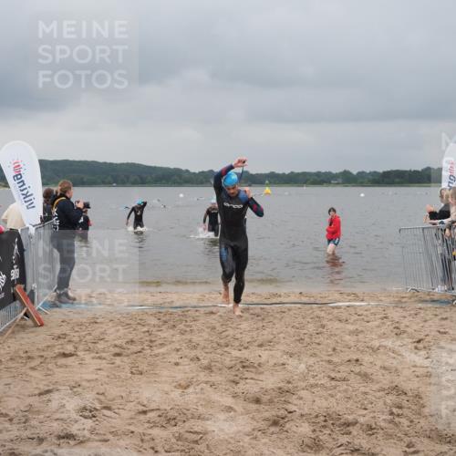 23.06.2024 - Viking Triathlon KatJ http://msf.ph/oto/6354255 23.06.2024 10:28:26 Schwimmen 263 meine-sportfotos.de