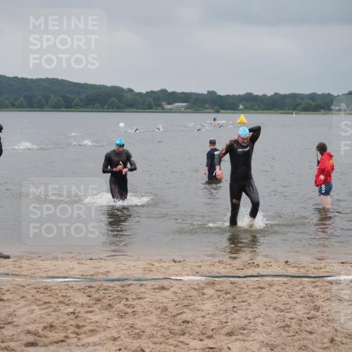 23.06.2024 - Viking Triathlon KatJ http://msf.ph/oto/6354294 23.06.2024 10:28:34 Schwimmen 73, 76 meine-sportfotos.de