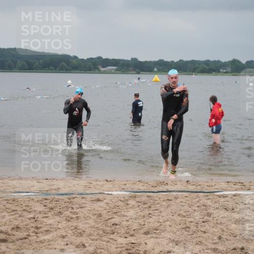 23.06.2024 - Viking Triathlon KatJ http://msf.ph/oto/6354301 23.06.2024 10:28:36 Schwimmen 73, 76 meine-sportfotos.de