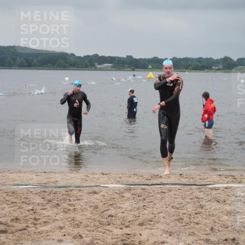 23.06.2024 - Viking Triathlon KatJ http://msf.ph/oto/6354305 23.06.2024 10:28:36 Schwimmen 73, 76 meine-sportfotos.de