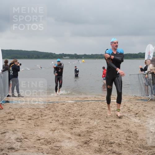 23.06.2024 - Viking Triathlon KatJ http://msf.ph/oto/6354318 23.06.2024 10:28:39 Schwimmen 73, 76 meine-sportfotos.de