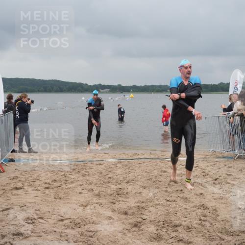 23.06.2024 - Viking Triathlon KatJ http://msf.ph/oto/6354321 23.06.2024 10:28:39 Schwimmen 73, 76 meine-sportfotos.de