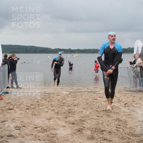 23.06.2024 - Viking Triathlon KatJ http://msf.ph/oto/6354326 23.06.2024 10:28:39 Schwimmen 73, 76 meine-sportfotos.de