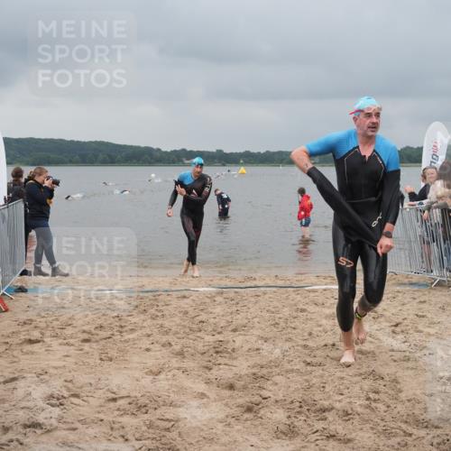 23.06.2024 - Viking Triathlon KatJ http://msf.ph/oto/6354331 23.06.2024 10:28:39 Schwimmen 73, 76 meine-sportfotos.de