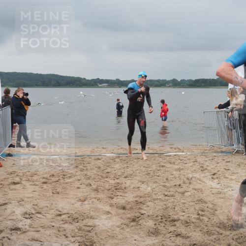 23.06.2024 - Viking Triathlon KatJ http://msf.ph/oto/6354344 23.06.2024 10:28:41 Schwimmen 73, 76 meine-sportfotos.de