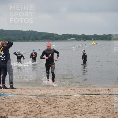 23.06.2024 - Viking Triathlon KatJ http://msf.ph/oto/6354383 23.06.2024 10:28:59 Schwimmen 209, 621 meine-sportfotos.de