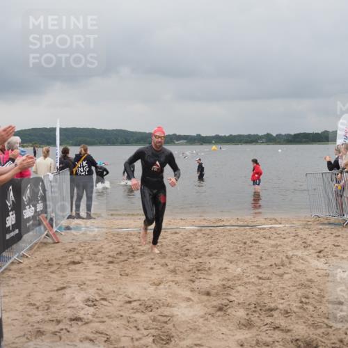 23.06.2024 - Viking Triathlon KatJ http://msf.ph/oto/6354401 23.06.2024 10:29:01 Schwimmen 209, 438, 621 meine-sportfotos.de