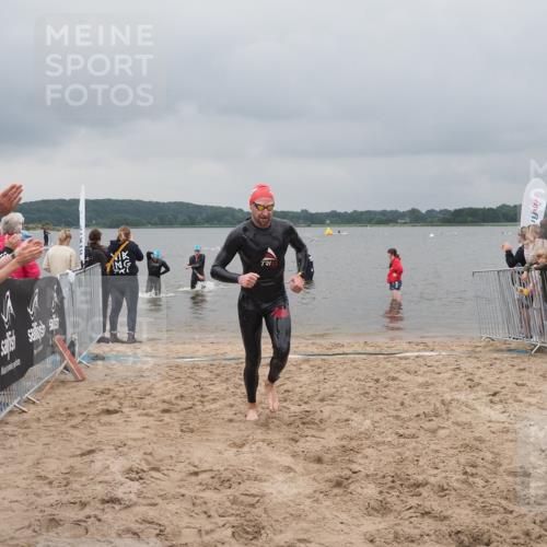 23.06.2024 - Viking Triathlon KatJ http://msf.ph/oto/6354409 23.06.2024 10:29:02 Schwimmen 209, 438, 621 meine-sportfotos.de