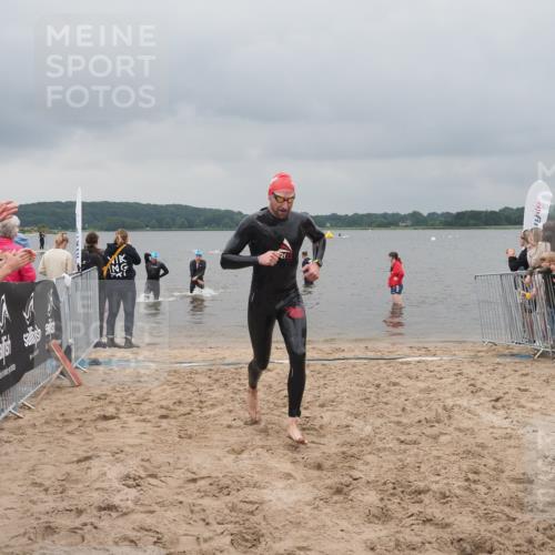 23.06.2024 - Viking Triathlon KatJ http://msf.ph/oto/6354412 23.06.2024 10:29:02 Schwimmen 209, 438, 621 meine-sportfotos.de