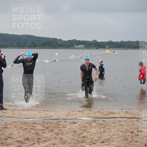 23.06.2024 - Viking Triathlon KatJ http://msf.ph/oto/6354425 23.06.2024 10:29:07 Schwimmen 209, 438 meine-sportfotos.de