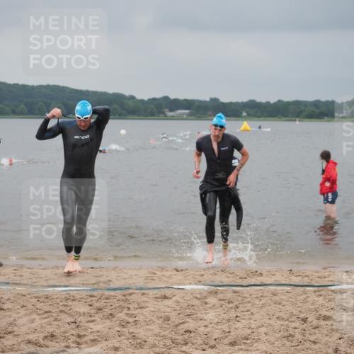23.06.2024 - Viking Triathlon KatJ http://msf.ph/oto/6354439 23.06.2024 10:29:09 Schwimmen 209, 438 meine-sportfotos.de