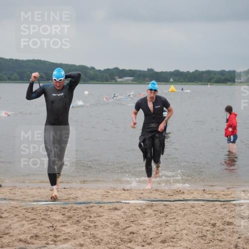23.06.2024 - Viking Triathlon KatJ http://msf.ph/oto/6354441 23.06.2024 10:29:09 Schwimmen 209, 438 meine-sportfotos.de