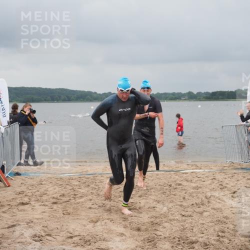 23.06.2024 - Viking Triathlon KatJ http://msf.ph/oto/6354455 23.06.2024 10:29:11 Schwimmen 209, 438 meine-sportfotos.de