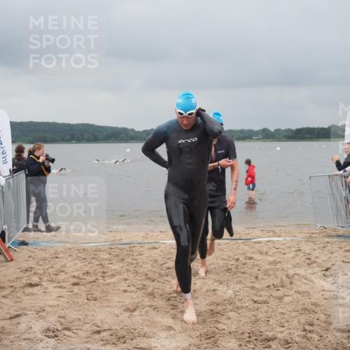 23.06.2024 - Viking Triathlon KatJ http://msf.ph/oto/6354459 23.06.2024 10:29:11 Schwimmen 209, 438 meine-sportfotos.de