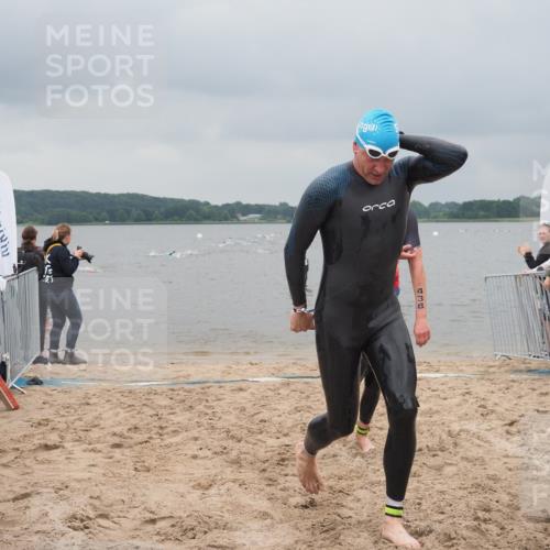 23.06.2024 - Viking Triathlon KatJ http://msf.ph/oto/6354467 23.06.2024 10:29:11 Schwimmen 209, 438 meine-sportfotos.de