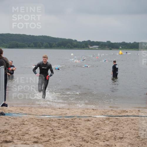 23.06.2024 - Viking Triathlon KatJ http://msf.ph/oto/6354489 23.06.2024 10:29:28 Schwimmen 613 meine-sportfotos.de
