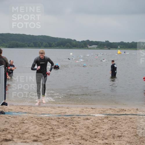23.06.2024 - Viking Triathlon KatJ http://msf.ph/oto/6354497 23.06.2024 10:29:28 Schwimmen 613 meine-sportfotos.de