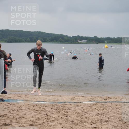 23.06.2024 - Viking Triathlon KatJ http://msf.ph/oto/6354500 23.06.2024 10:29:29 Schwimmen 613 meine-sportfotos.de