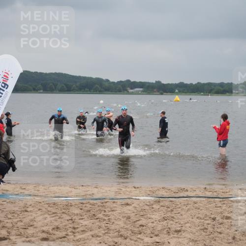 23.06.2024 - Viking Triathlon KatJ http://msf.ph/oto/6354537 23.06.2024 10:29:39 Schwimmen 142, 483 meine-sportfotos.de