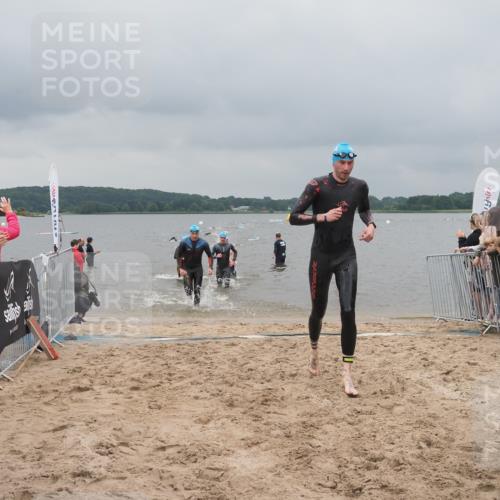 23.06.2024 - Viking Triathlon KatJ http://msf.ph/oto/6354575 23.06.2024 10:29:45 Schwimmen 142, 233, 246, 354, 483 meine-sportfotos.de