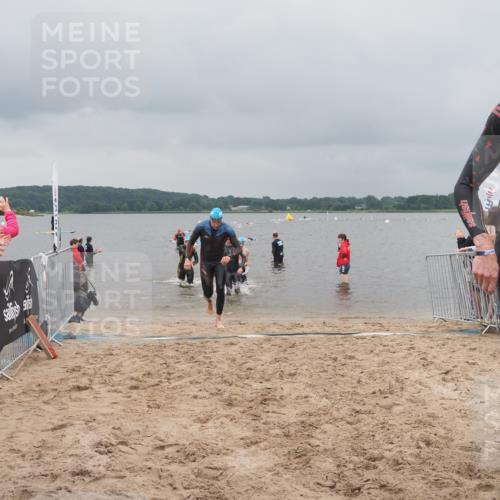 23.06.2024 - Viking Triathlon KatJ http://msf.ph/oto/6354587 23.06.2024 10:29:46 Schwimmen 142, 233, 246, 354, 483 meine-sportfotos.de