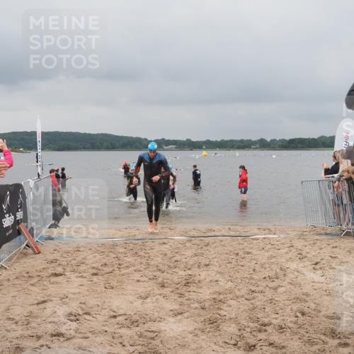 23.06.2024 - Viking Triathlon KatJ http://msf.ph/oto/6354590 23.06.2024 10:29:46 Schwimmen 142, 233, 246, 354, 483 meine-sportfotos.de