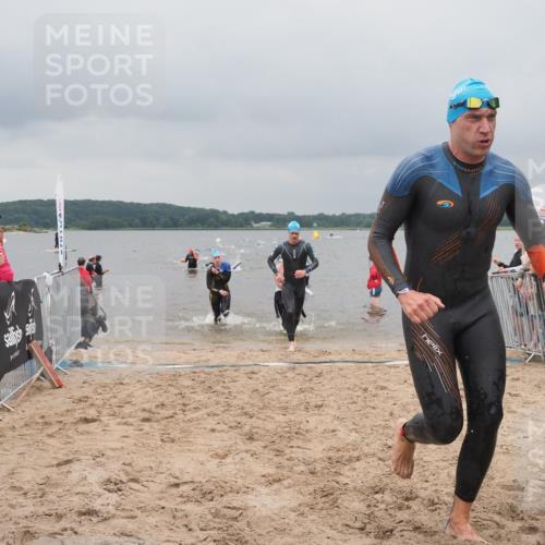23.06.2024 - Viking Triathlon KatJ http://msf.ph/oto/6354605 23.06.2024 10:29:49 Schwimmen 142, 233, 246, 354, 483 meine-sportfotos.de