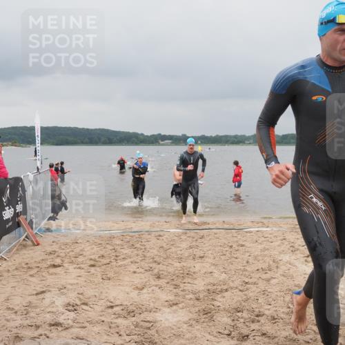 23.06.2024 - Viking Triathlon KatJ http://msf.ph/oto/6354610 23.06.2024 10:29:49 Schwimmen 142, 233, 246, 354, 483 meine-sportfotos.de