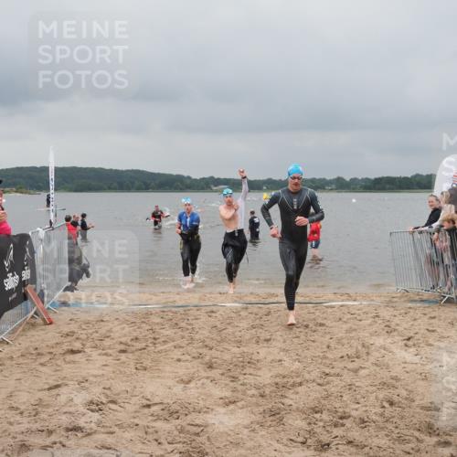 23.06.2024 - Viking Triathlon KatJ http://msf.ph/oto/6354622 23.06.2024 10:29:50 Schwimmen 233, 246, 354, 483 meine-sportfotos.de