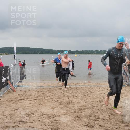 23.06.2024 - Viking Triathlon KatJ http://msf.ph/oto/6354632 23.06.2024 10:29:51 Schwimmen 233, 246, 354, 483 meine-sportfotos.de