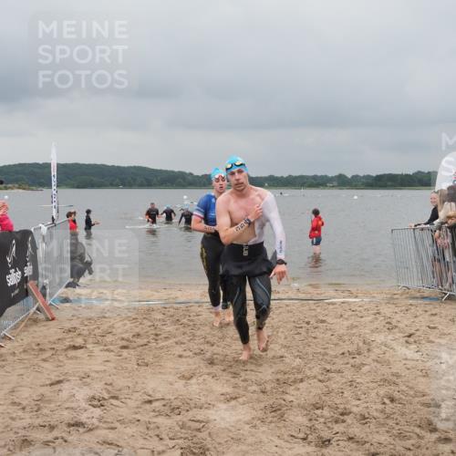 23.06.2024 - Viking Triathlon KatJ http://msf.ph/oto/6354642 23.06.2024 10:29:53 Schwimmen 233, 246, 354 meine-sportfotos.de