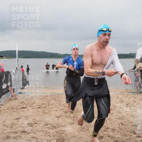 23.06.2024 - Viking Triathlon KatJ http://msf.ph/oto/6354651 23.06.2024 10:29:54 Schwimmen 233, 246, 354, 434 meine-sportfotos.de