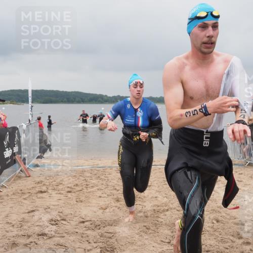 23.06.2024 - Viking Triathlon KatJ http://msf.ph/oto/6354656 23.06.2024 10:29:54 Schwimmen 233, 246, 354, 434 meine-sportfotos.de