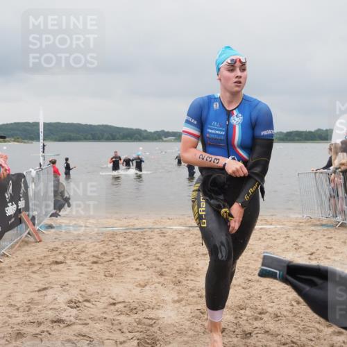 23.06.2024 - Viking Triathlon KatJ http://msf.ph/oto/6354665 23.06.2024 10:29:54 Schwimmen 233, 246, 354, 434 meine-sportfotos.de