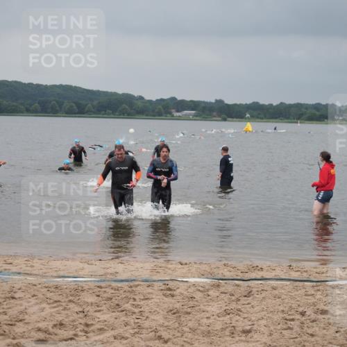 23.06.2024 - Viking Triathlon KatJ http://msf.ph/oto/6354672 23.06.2024 10:30:01 Schwimmen 434, 498, 659 meine-sportfotos.de