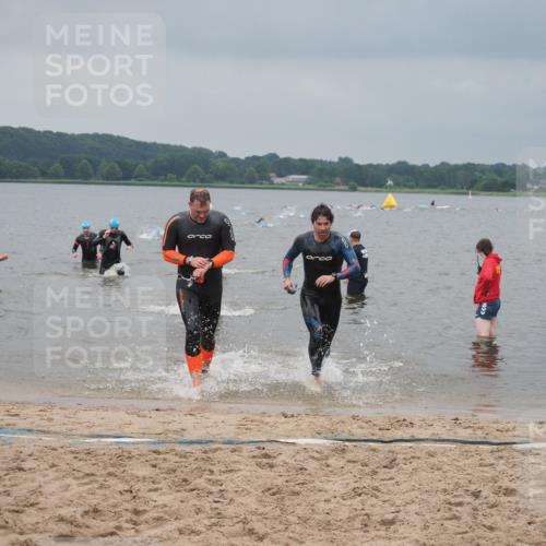 23.06.2024 - Viking Triathlon KatJ http://msf.ph/oto/6354682 23.06.2024 10:30:03 Schwimmen 434, 498, 659 meine-sportfotos.de