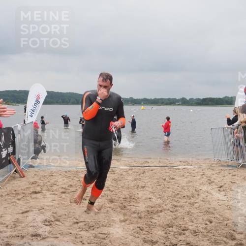 23.06.2024 - Viking Triathlon KatJ http://msf.ph/oto/6354703 23.06.2024 10:30:07 Schwimmen 95, 434, 498, 659 meine-sportfotos.de