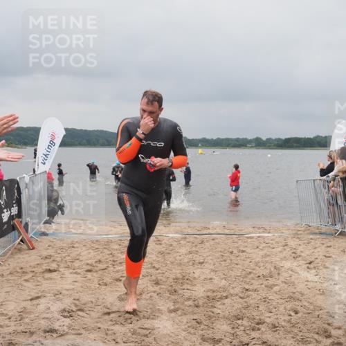 23.06.2024 - Viking Triathlon KatJ http://msf.ph/oto/6354706 23.06.2024 10:30:07 Schwimmen 95, 434, 498, 659 meine-sportfotos.de