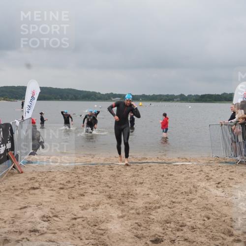 23.06.2024 - Viking Triathlon KatJ http://msf.ph/oto/6354708 23.06.2024 10:30:11 Schwimmen 95, 178, 276, 498 meine-sportfotos.de