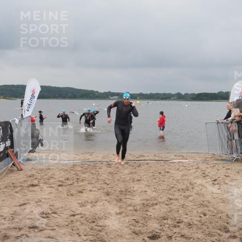 23.06.2024 - Viking Triathlon KatJ http://msf.ph/oto/6354713 23.06.2024 10:30:11 Schwimmen 95, 178, 276, 498 meine-sportfotos.de