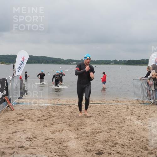 23.06.2024 - Viking Triathlon KatJ http://msf.ph/oto/6354727 23.06.2024 10:30:12 Schwimmen 95, 178, 276, 498 meine-sportfotos.de