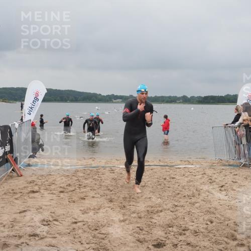 23.06.2024 - Viking Triathlon KatJ http://msf.ph/oto/6354729 23.06.2024 10:30:12 Schwimmen 95, 178, 276, 498 meine-sportfotos.de