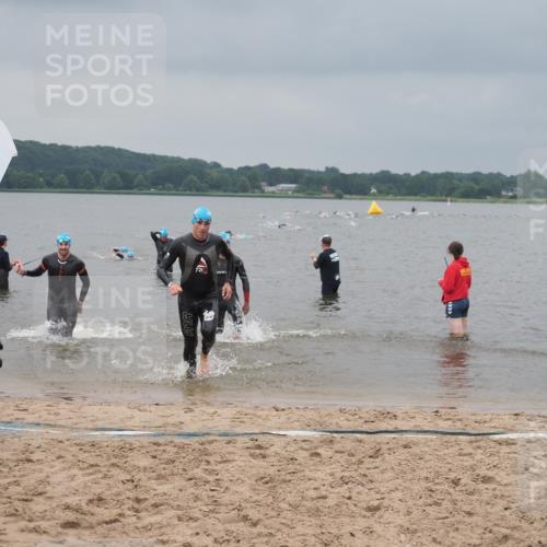 23.06.2024 - Viking Triathlon KatJ http://msf.ph/oto/6354747 23.06.2024 10:30:15 Schwimmen 95, 178, 276, 498 meine-sportfotos.de