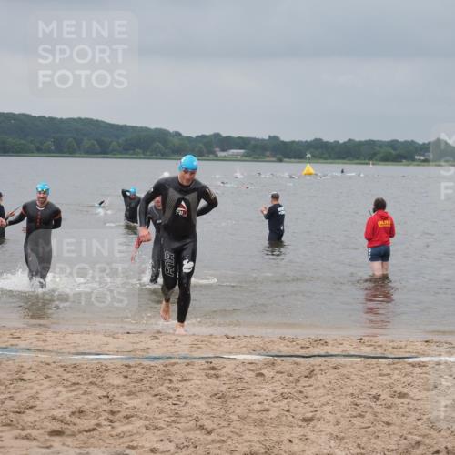 23.06.2024 - Viking Triathlon KatJ http://msf.ph/oto/6354752 23.06.2024 10:30:16 Schwimmen 31, 95, 178, 276, 498 meine-sportfotos.de