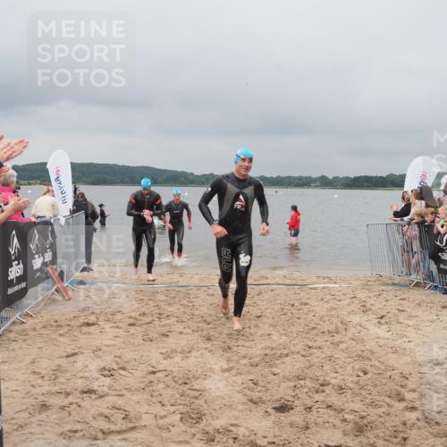 23.06.2024 - Viking Triathlon KatJ http://msf.ph/oto/6354779 23.06.2024 10:30:19 Schwimmen 31, 95, 178, 276 meine-sportfotos.de