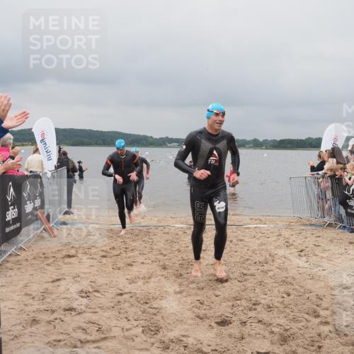 23.06.2024 - Viking Triathlon KatJ http://msf.ph/oto/6354789 23.06.2024 10:30:19 Schwimmen 31, 95, 178, 276 meine-sportfotos.de