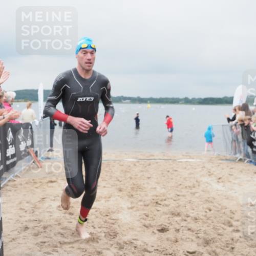 23.06.2024 - Viking Triathlon KatJ http://msf.ph/oto/6354827 23.06.2024 10:30:23 Schwimmen 31, 178, 276 meine-sportfotos.de