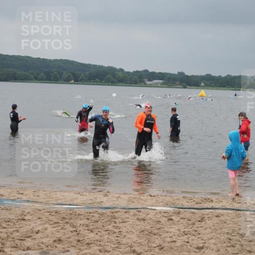 23.06.2024 - Viking Triathlon KatJ http://msf.ph/oto/6354882 23.06.2024 10:30:34 Schwimmen 324, 482, 656 meine-sportfotos.de