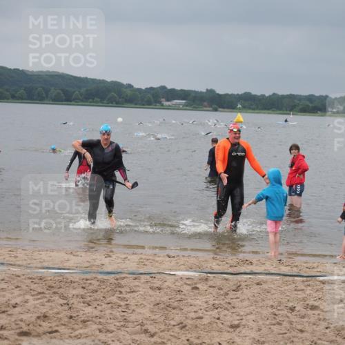 23.06.2024 - Viking Triathlon KatJ http://msf.ph/oto/6354906 23.06.2024 10:30:36 Schwimmen 324, 482, 656 meine-sportfotos.de