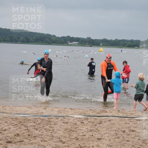 23.06.2024 - Viking Triathlon KatJ http://msf.ph/oto/6354916 23.06.2024 10:30:37 Schwimmen 324, 482, 656 meine-sportfotos.de